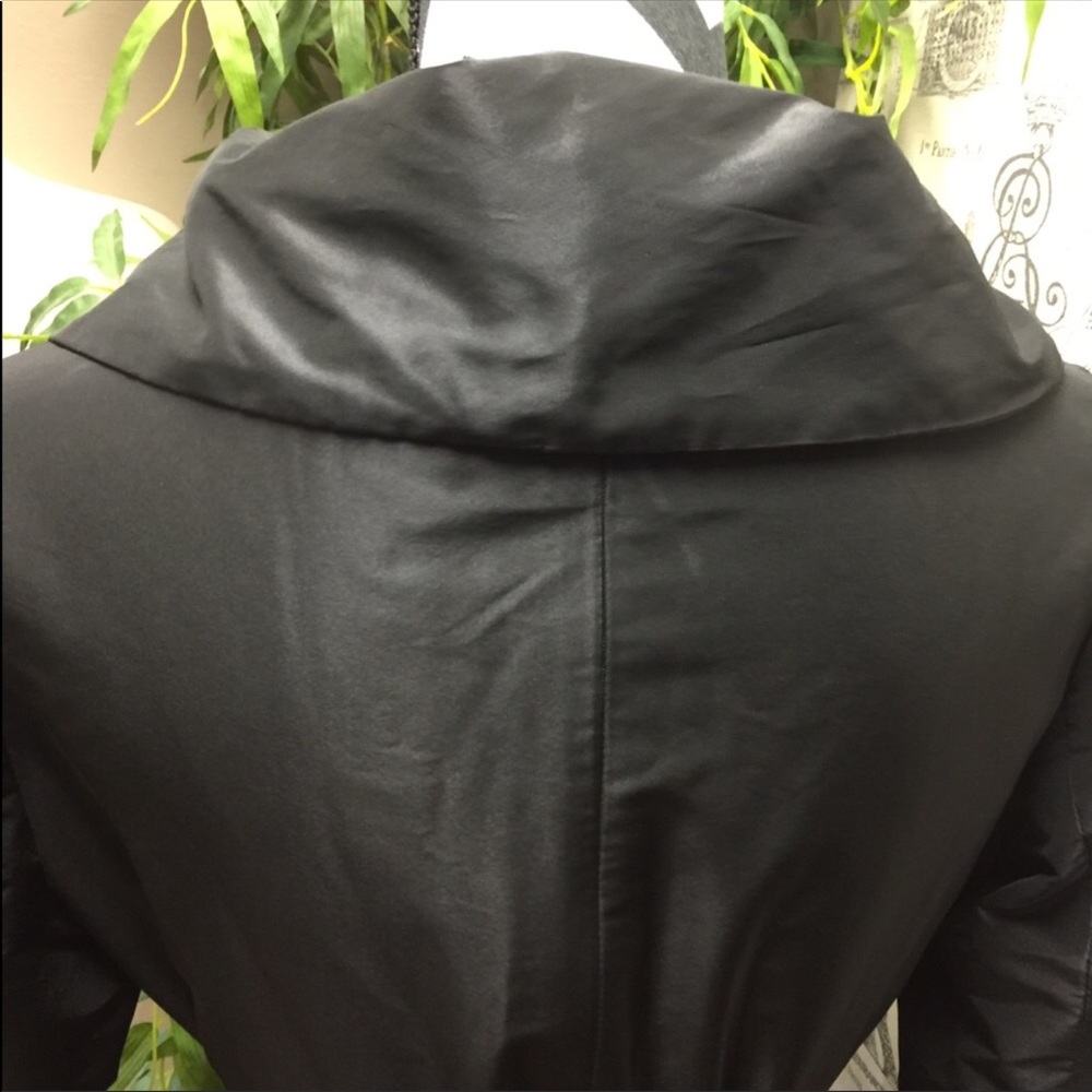 EUC BLACK SILK FORMAL DRESS - Picture 4 of 8